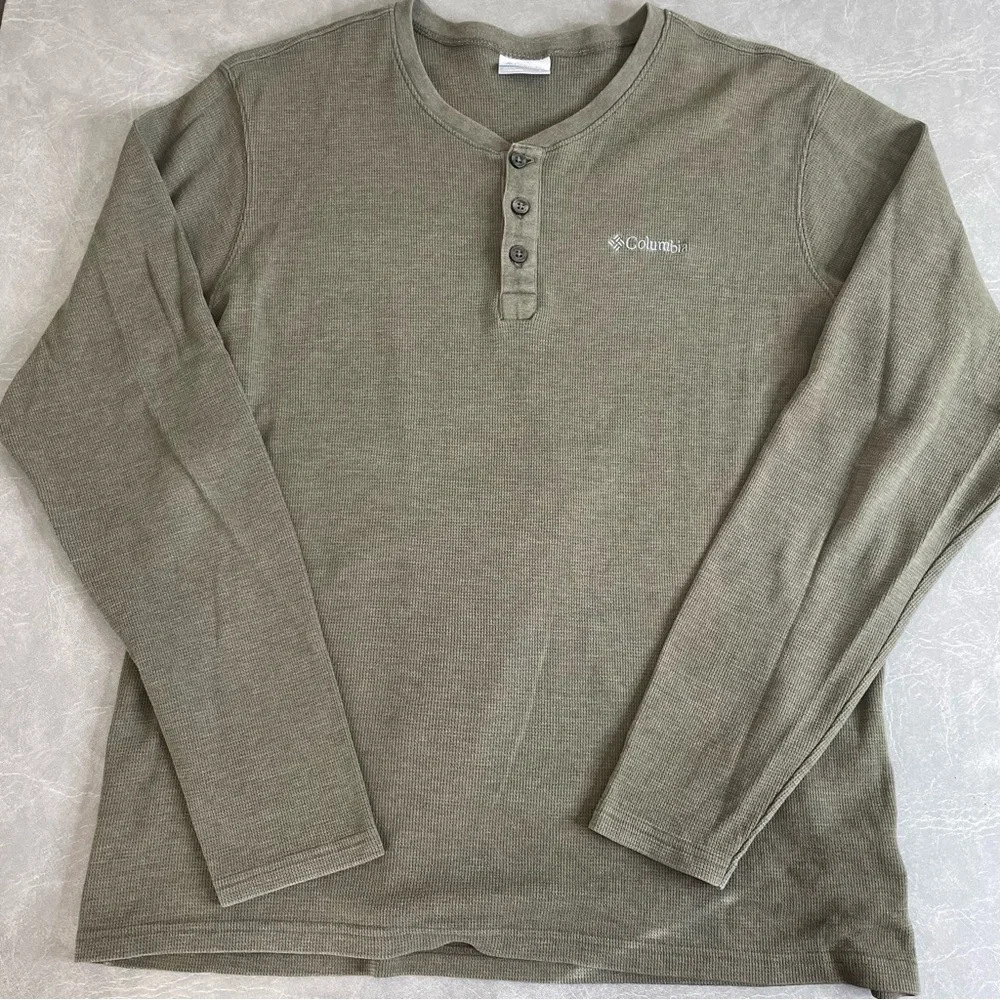 Columbia Men's Green Long Sleeve Thermal Henley